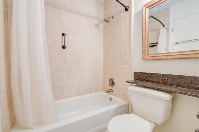 Building Photo - 2503 Lively Ln