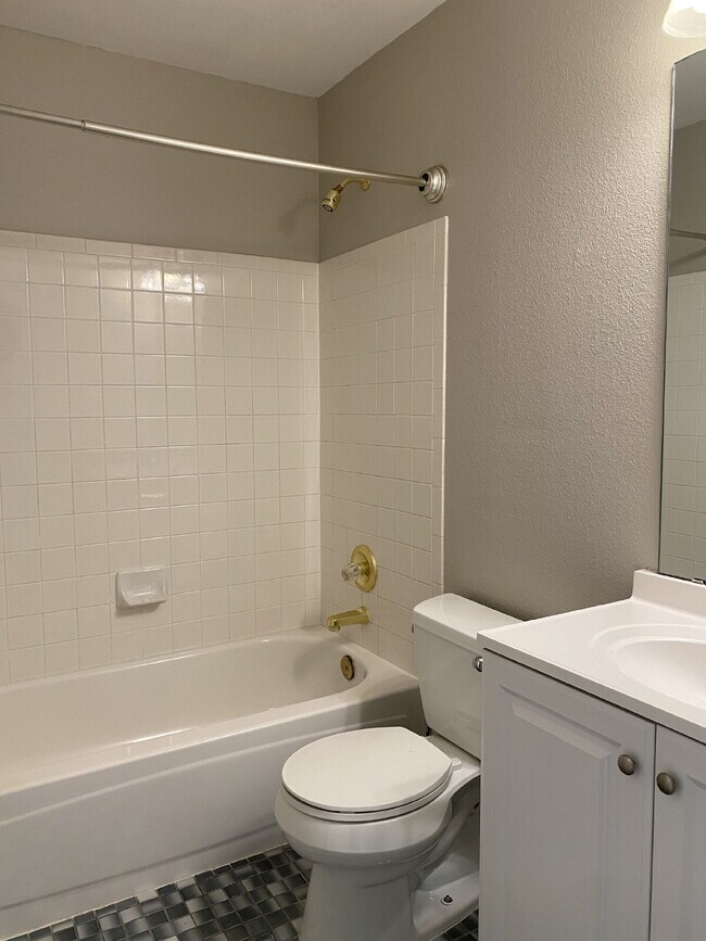 Building Photo - Highlands Ranch Home Available Now!