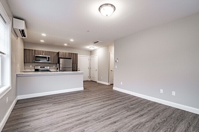 Building Photo - Lakewood Apartments- 19 Eco Way