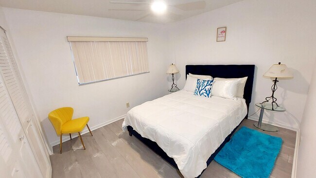 Building Photo - 367 S Federal Hwy