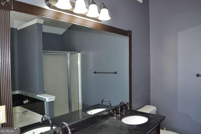 Building Photo - 2849 Arendel Dr