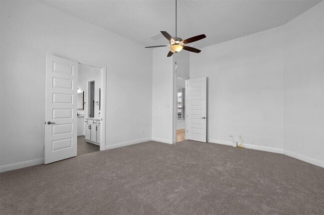 Building Photo - 2832 Stone Branch Dr