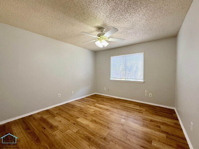Building Photo - 5230 Gawain Dr