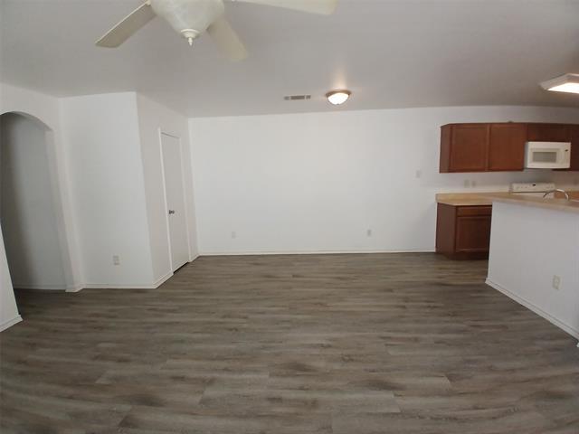 Building Photo - 13657 Biggs St