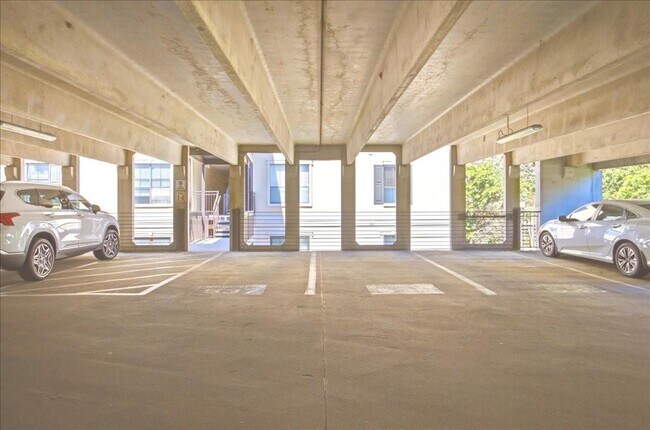 Building Photo - 3777 Peachtree Rd NE