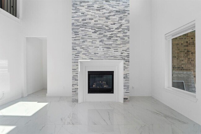 Building Photo - 9818 Daffodil Spgs Dr