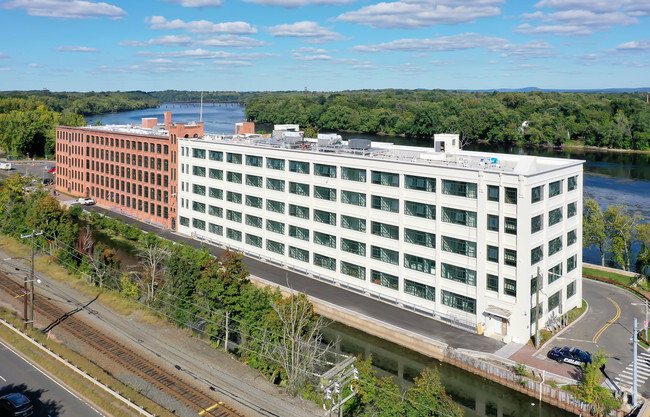 Building Photo - Montgomery Mill Apartments