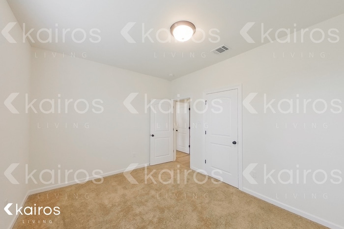 Building Photo - 1743 Park Place Dr