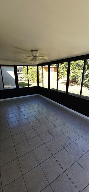 Building Photo - 4703 Cypress Tree Dr