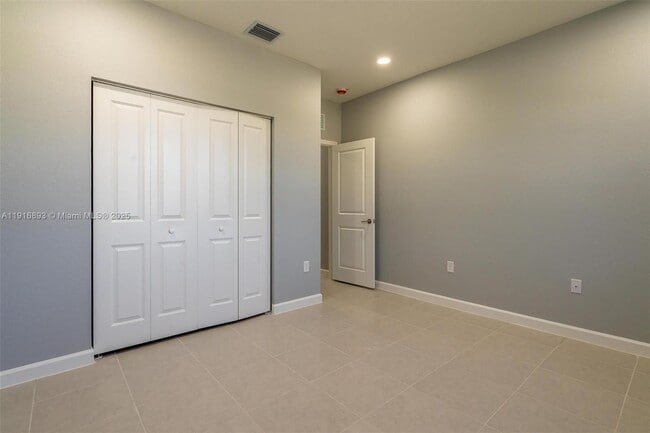 Building Photo - 16225 SW 147th Ct