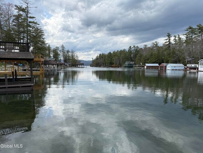 Building Photo - 3320 Travis Point Way