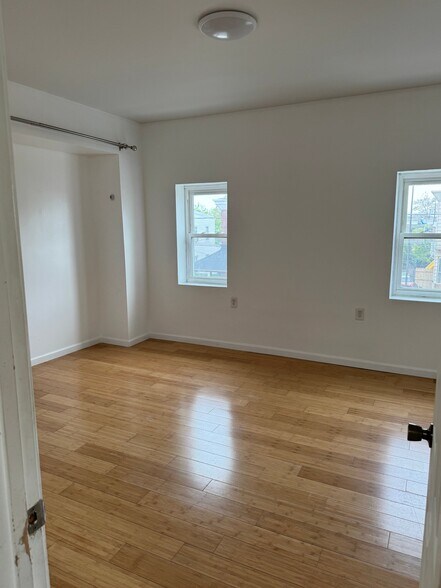 Building Photo - 4730 Tacony St