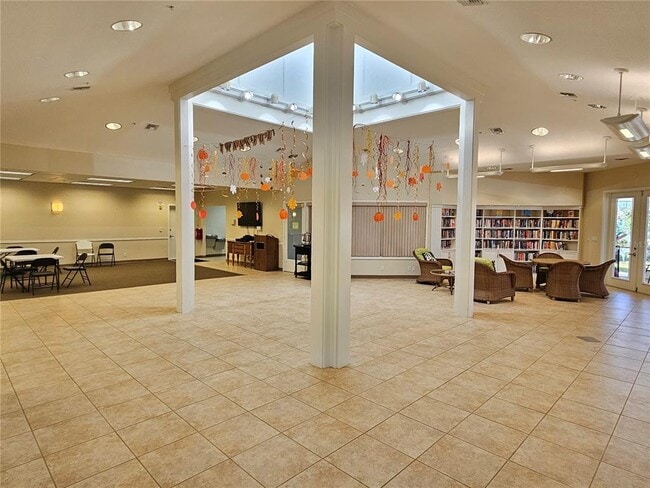 Building Photo - 920 Onager Ct