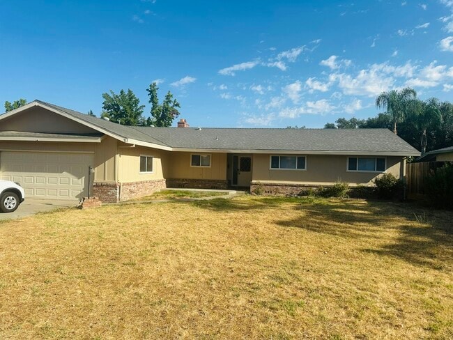 Primary Photo - 6713 Greenleaf Dr