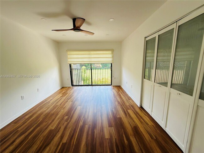 Building Photo - 3957 Adra Ave