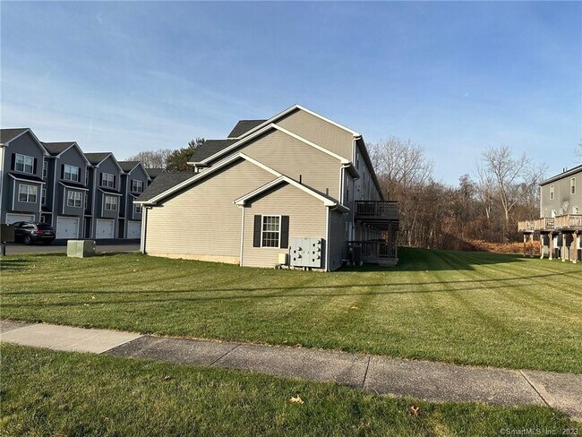 Building Photo - 27 Tridell Dr