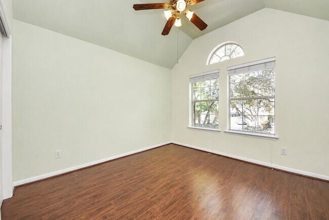 Building Photo - 12815 Dadebrook Ct