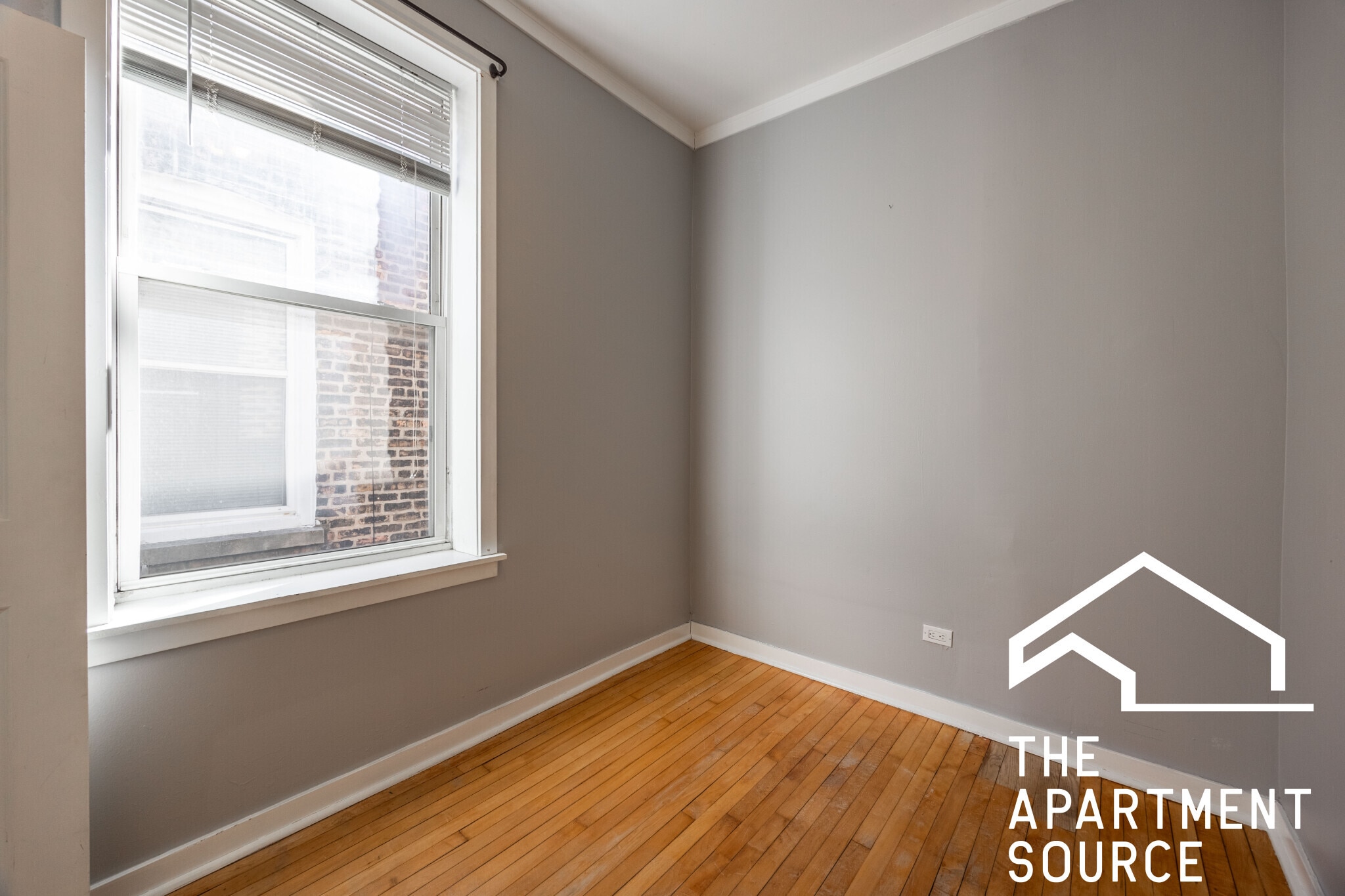 Building Photo - 2110 W Division St