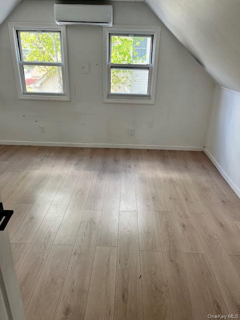 Building Photo - 345 Walton St