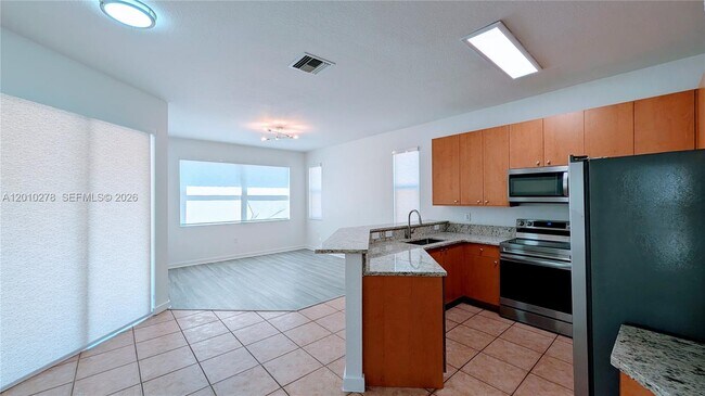 Building Photo - 2151 NE 37th Terrace