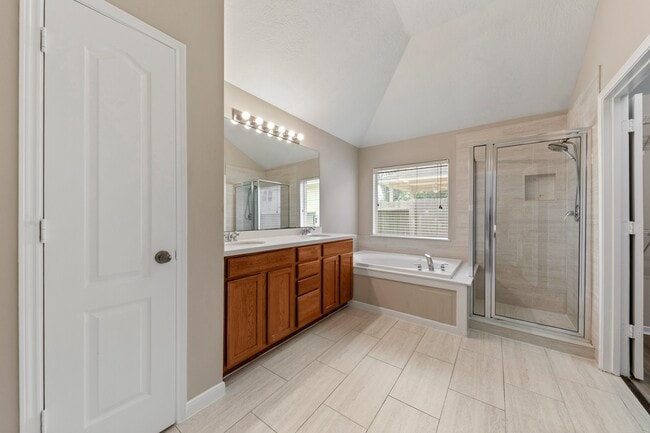 Building Photo - 731 Pickett Hill Ln