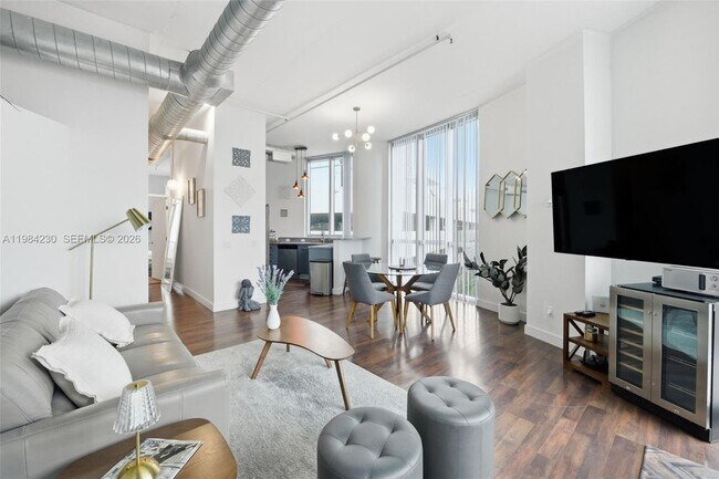 Building Photo - 3029 NE 188th St