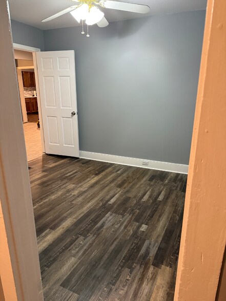 Building Photo - 208 E North St