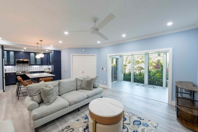 Building Photo - 4501 Fairway Dr N