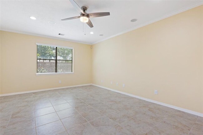 Building Photo - 1240 Pisana