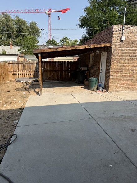 Covered Parking in Back - 1562 Jackson St