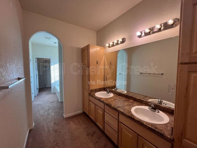 Building Photo - 5271 Canyon View Dr
