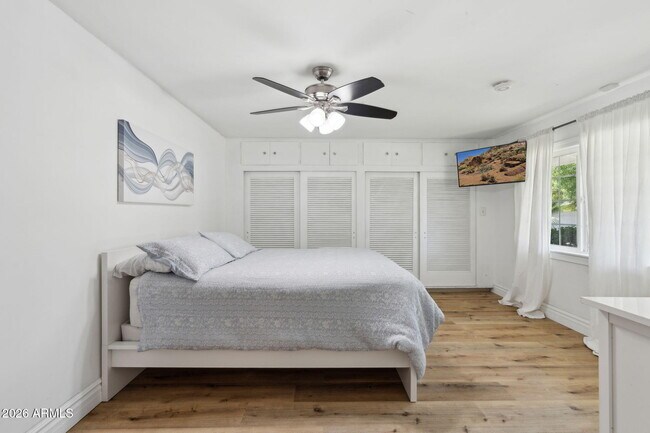 Building Photo - 5339 E Osborn Rd