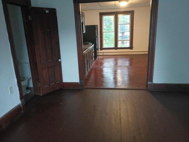 Building Photo - 16-18 Orchard Street