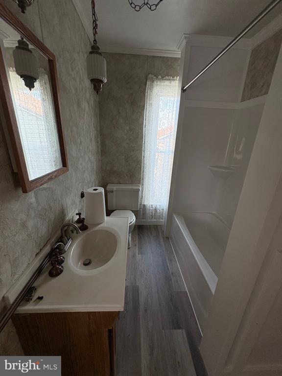 Building Photo - 50 E North St