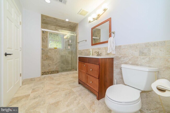 Building Photo - 4708 Randolph Ct