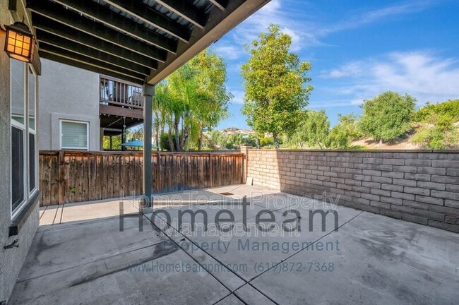 Building Photo - 263 Aventura Dr