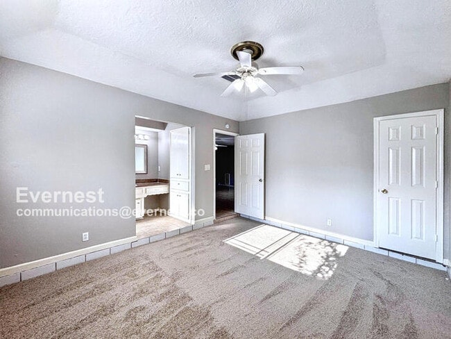 Building Photo - 14419 Roundstone Ln