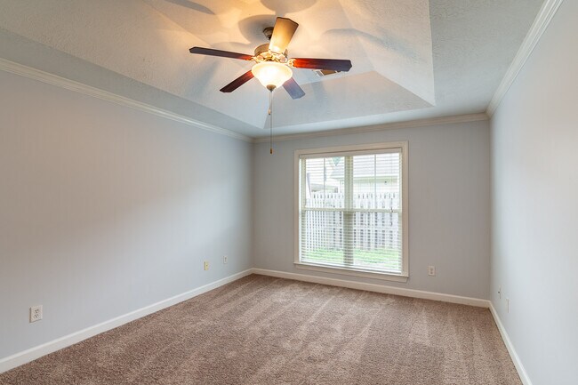 Building Photo - 310 Connor Cir