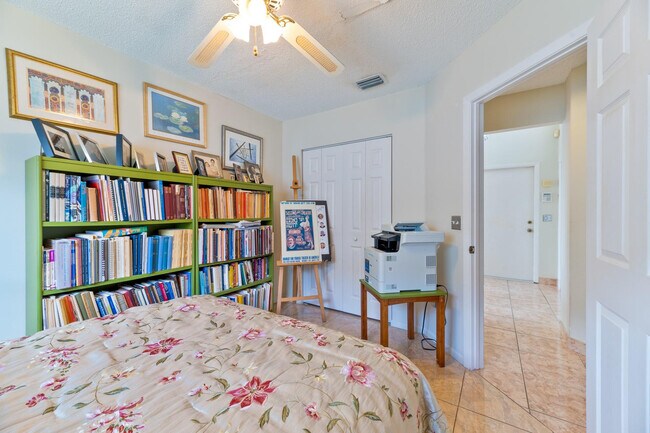 Building Photo - 9550 Islamorada Terrace