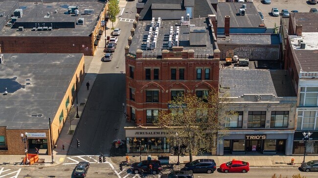 Building Photo - 64 Market St