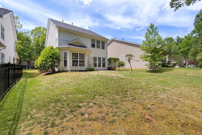 Building Photo - 1141 Hammond Dr