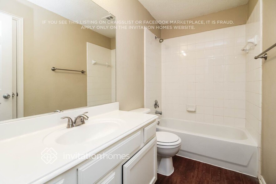 Building Photo - 1012 Tanglewood Dr