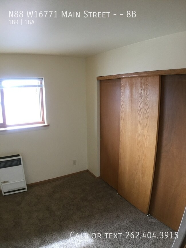 Building Photo - Private Entry 1 Bedroom Upper Apartment