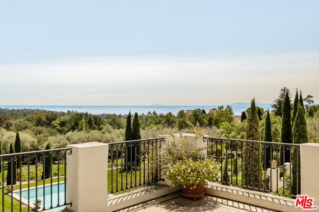 Building Photo - 848 Picacho Ln