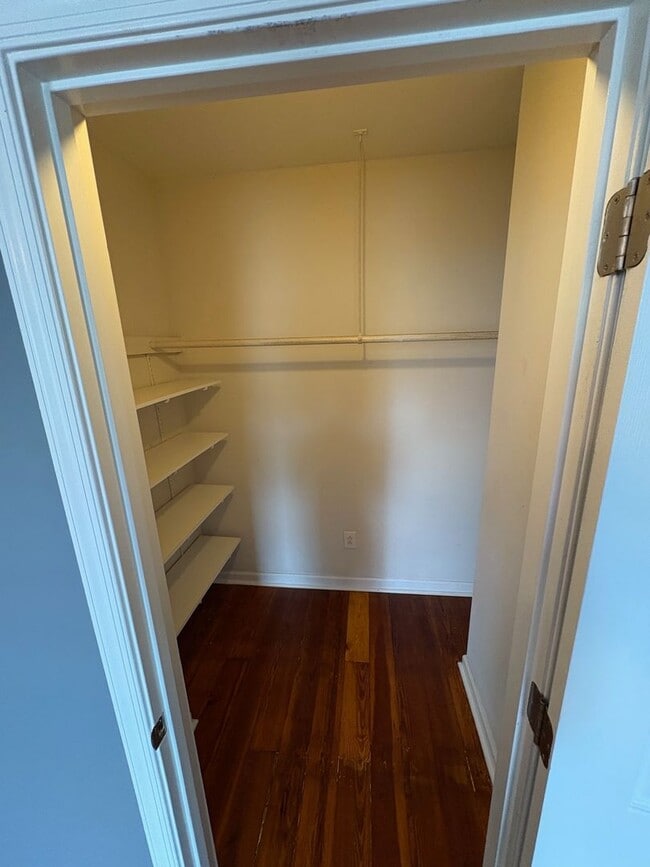 Building Photo - Beautiful 3 Bedroom on Susquehanna