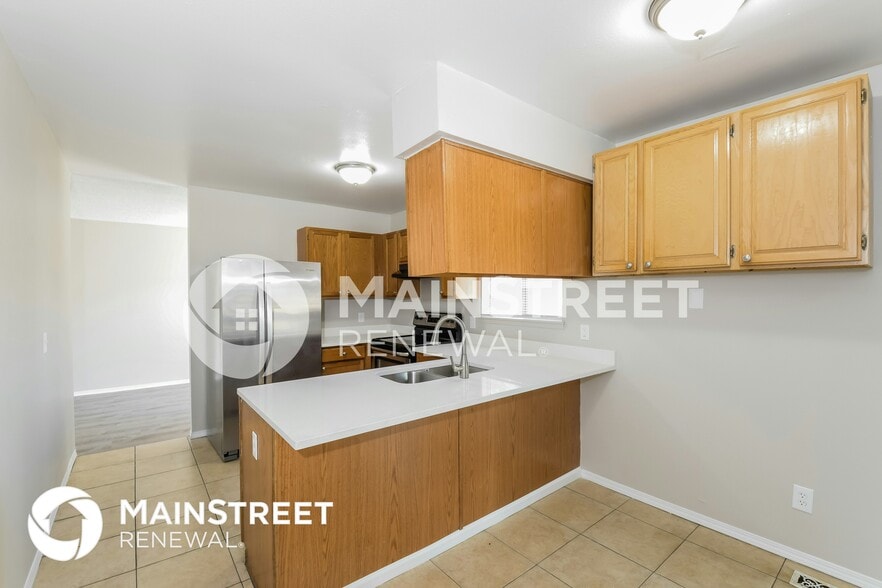 Building Photo - 9661 Adams St