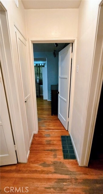 Building Photo - 10551 Karmont Ave