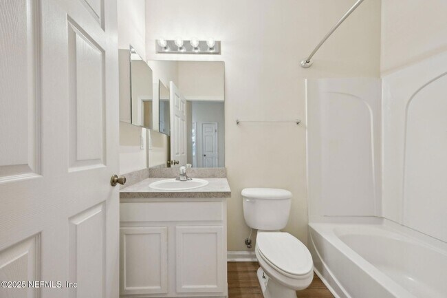 Building Photo - 12301 Kernan Forest Blvd