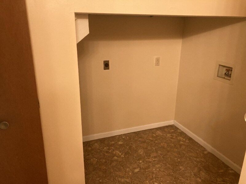 Building Photo - 6257 Smith Rd