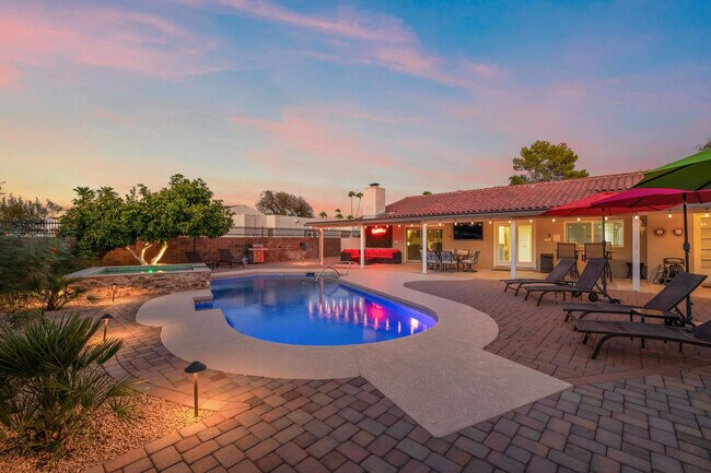 Building Photo - 14836 N Moon Valley Dr